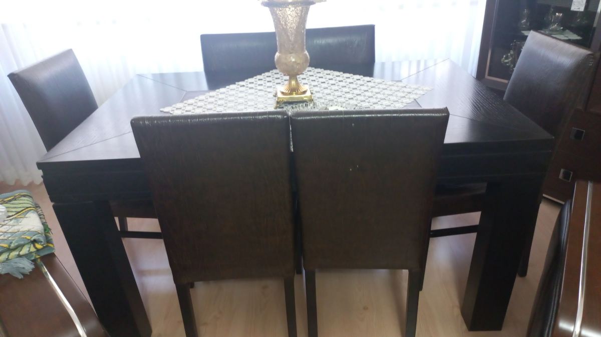 Yemek masası