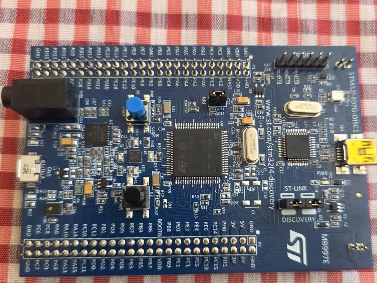 Mikrodenetleyici Kart