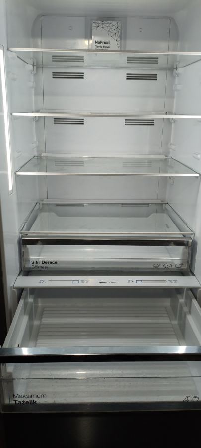 Ümraniye De Satılık Buzdolabı 11.000 İyi Durumda