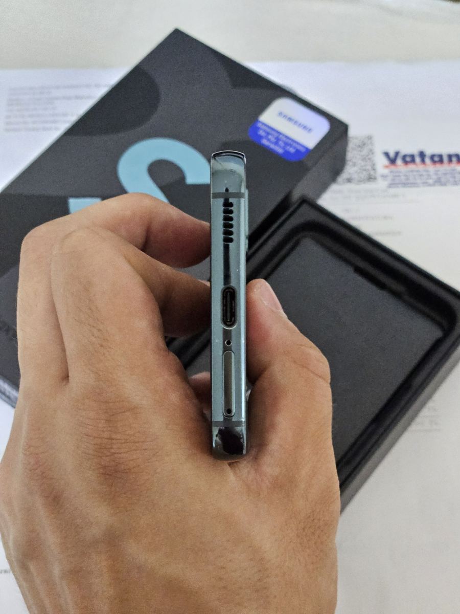 KUTULU FATURALI DEĞİŞENSİZ S22 128GB