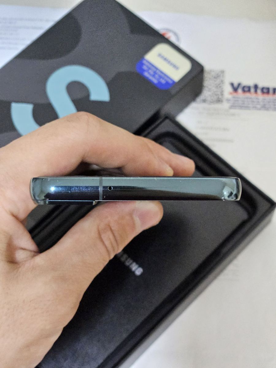 KUTULU FATURALI DEĞİŞENSİZ S22 128GB