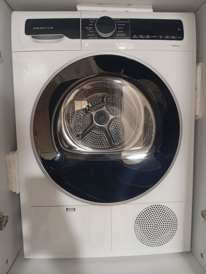 Profilo 9 KG Isı Pompalı Kurutma Makinesi İyi Durumda