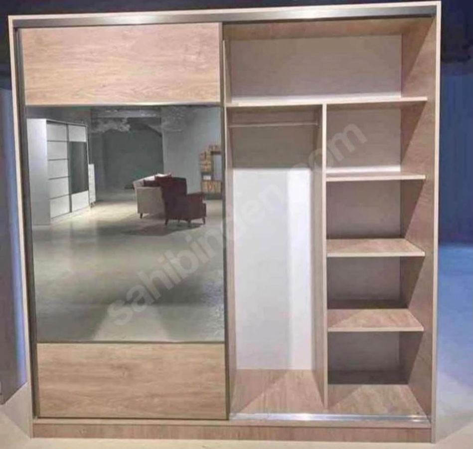 Elbise Dolabı Sürgülü İki Kapaklı İyi Durumda