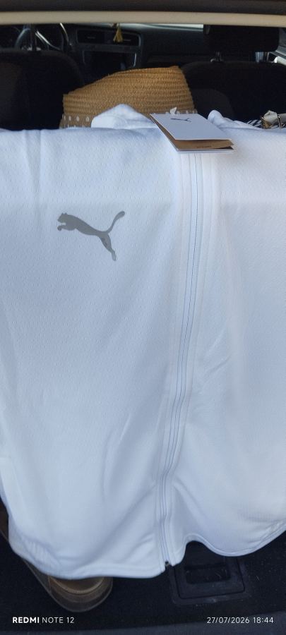 Orjinal puma eşofman üstü,mont